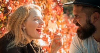 Finde Singles aus ländlichen Regionen* (Foto: AdobeStock_273491659 Volodymyr)
